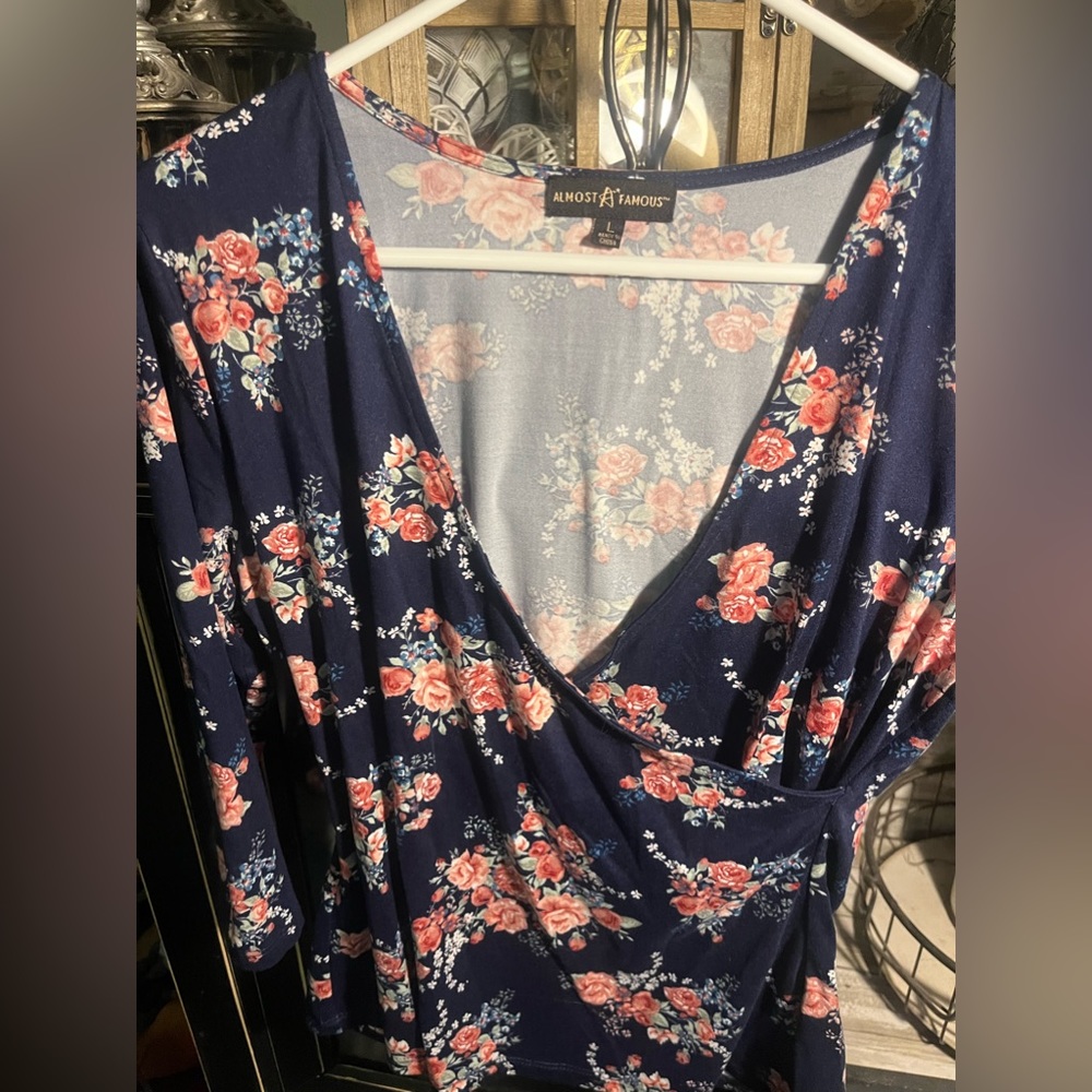 Almost Famous Sexy soft kriss kross blouse size Large